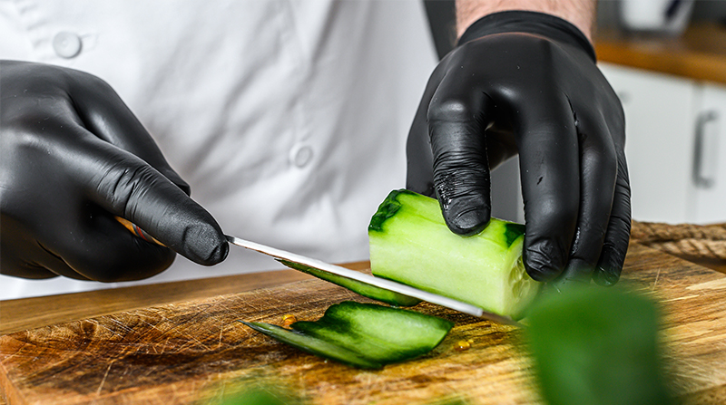 Disposable Nitrile Gloves Elevate Food Safety Standards